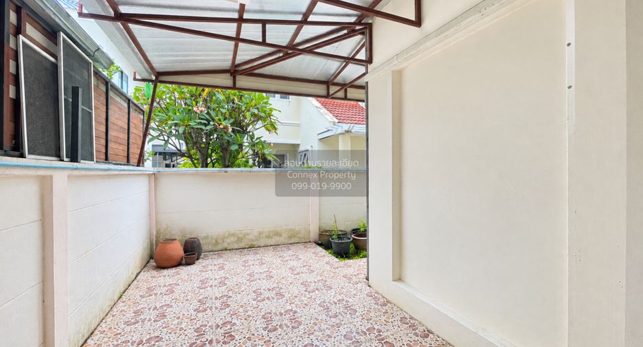 For rent 3 bedrooms house in Mueang Nonthaburi, Nonthaburi