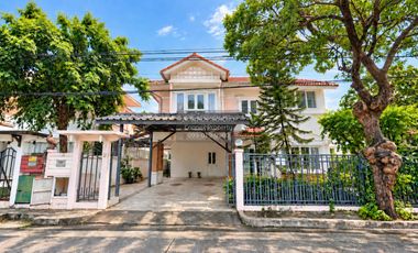 For rent 3 bedrooms house in Mueang Nonthaburi, Nonthaburi