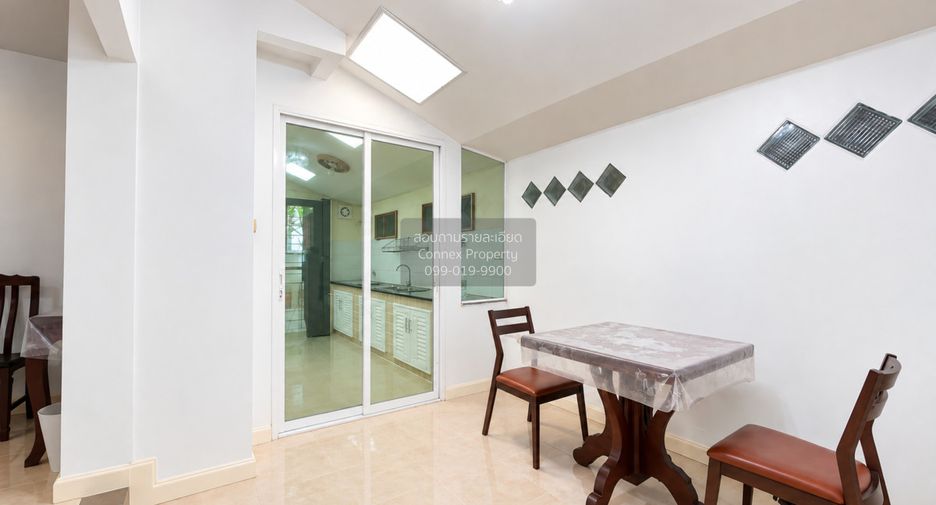 For rent 3 bedrooms house in Mueang Nonthaburi, Nonthaburi