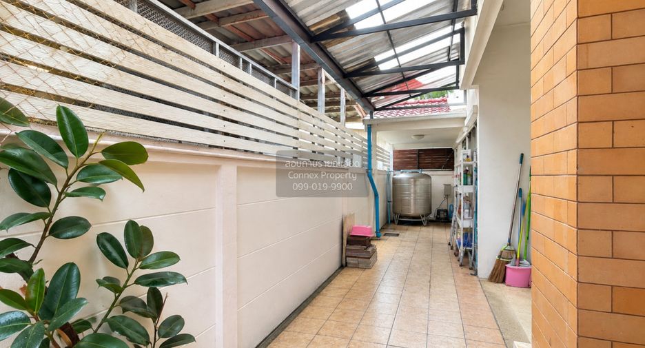 For rent 3 bedrooms house in Mueang Nonthaburi, Nonthaburi