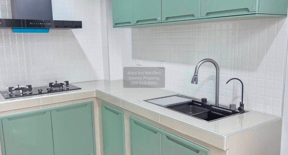 For rent 3 bedrooms townhouse in Bang Phli, Samut Prakan