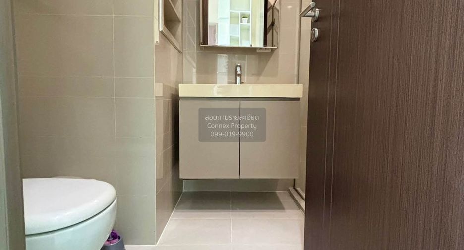 For rent 2 bedrooms condo in Pathum Wan, Bangkok