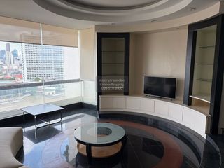 For rent 3 bedrooms condo in Bang Rak, Bangkok