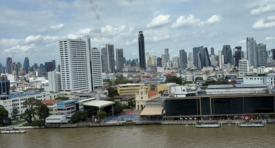 For rent 3 bedrooms condo in Bang Rak, Bangkok