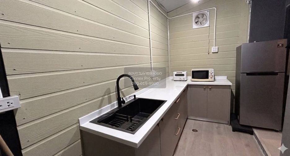 For rent 3 bedrooms townhouse in Bang Phli, Samut Prakan