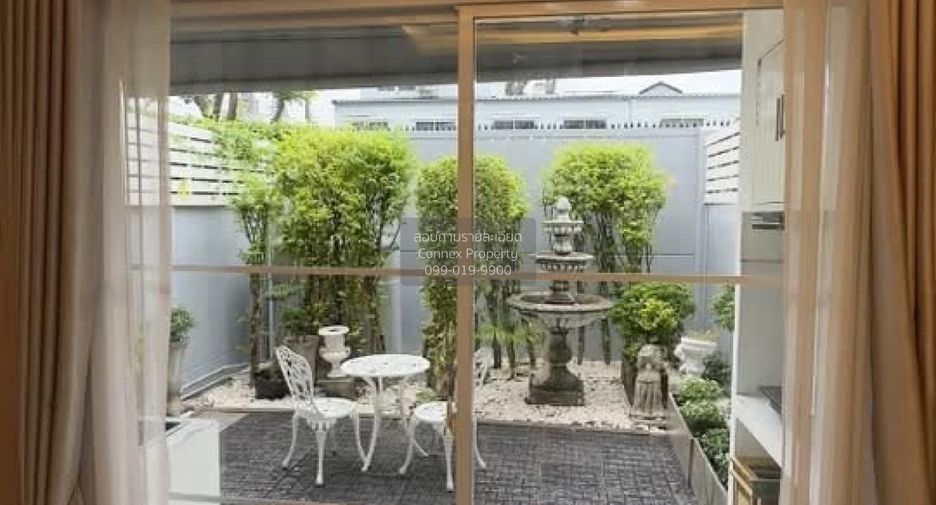 For rent 2 bedrooms townhouse in Prawet, Bangkok