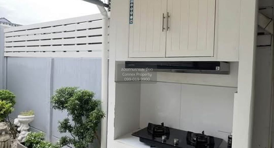 For rent 2 bedrooms townhouse in Prawet, Bangkok