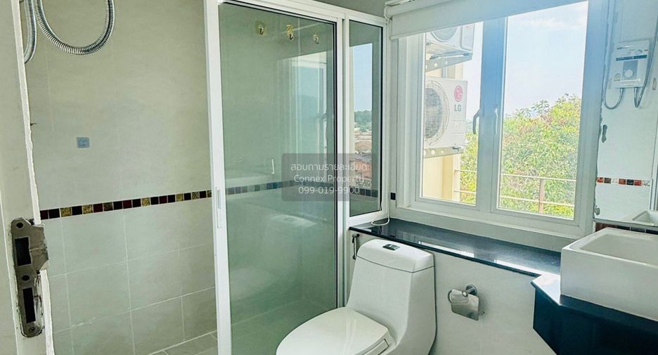 For rent 3 bedrooms condo in Mueang Phuket, Phuket
