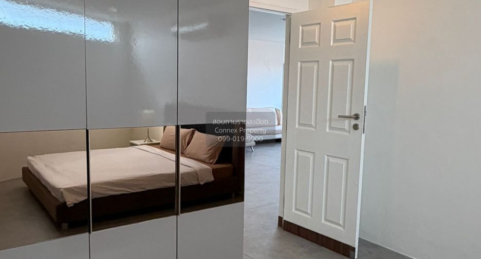 For rent 3 bedrooms condo in Mueang Phuket, Phuket