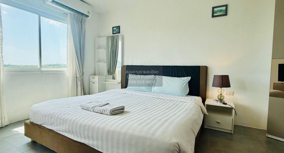 For rent 3 bedrooms condo in Mueang Phuket, Phuket
