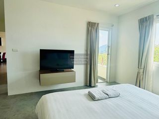 For rent 3 bedrooms condo in Mueang Phuket, Phuket