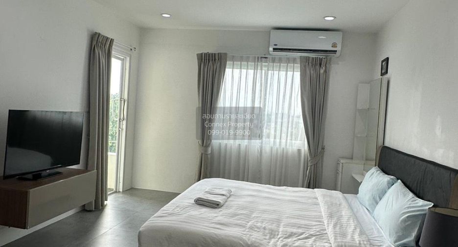 For rent 3 bedrooms condo in Mueang Phuket, Phuket