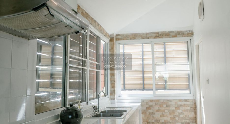 For rent 5 bedrooms house in Prawet, Bangkok