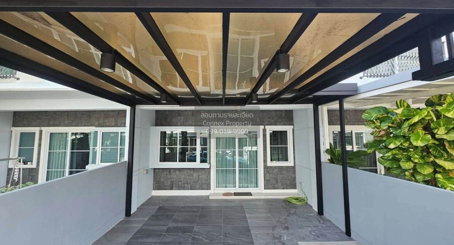 For rent 2 bedrooms townhouse in Prawet, Bangkok