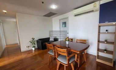 For rent 3 ベッドルーム condo in Yan Nawa, Bangkok