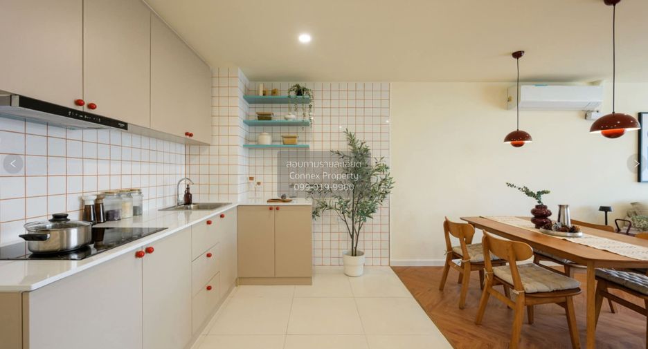 For rent 2 bedrooms condo in Watthana, Bangkok