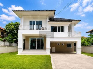 出租 4 卧室 独立屋 在 Bang Khen, 曼谷