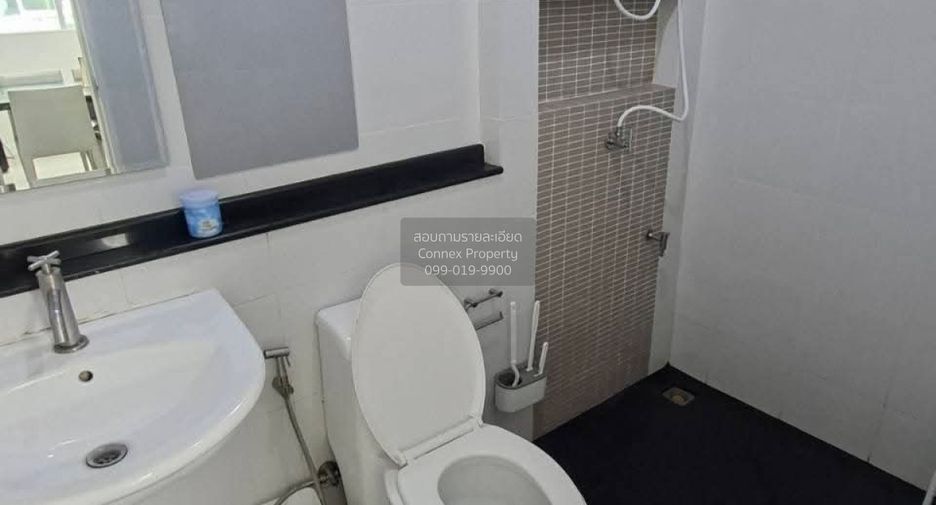 For rent 3 bedrooms townhouse in Mueang Phuket, Phuket