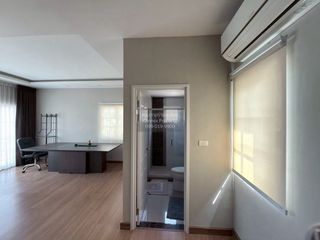 For rent 5 bedrooms house in Chom Thong, Bangkok