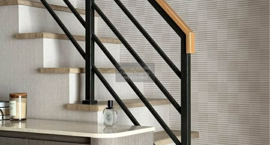 For rent 2 bedrooms condo in Bang Rak, Bangkok