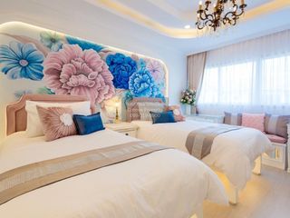 For rent 4 bedrooms townhouse in Lat Phrao, Bangkok