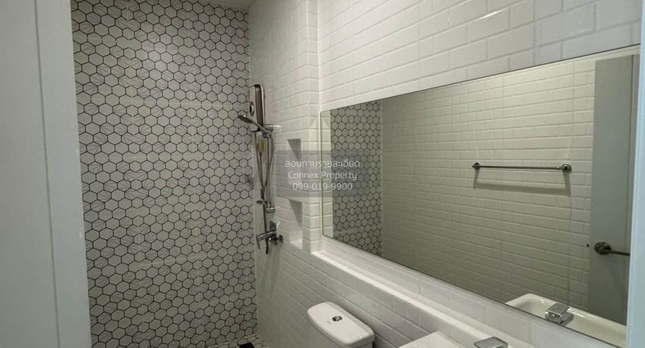 For rent 2 bedrooms townhouse in Bang Phli, Samut Prakan