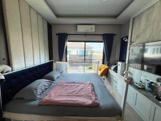 For rent 4 bedrooms house in Khlong Sam Wa, Bangkok