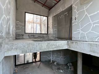 For rent 3 bedrooms retail Space in Khlong Toei, Bangkok