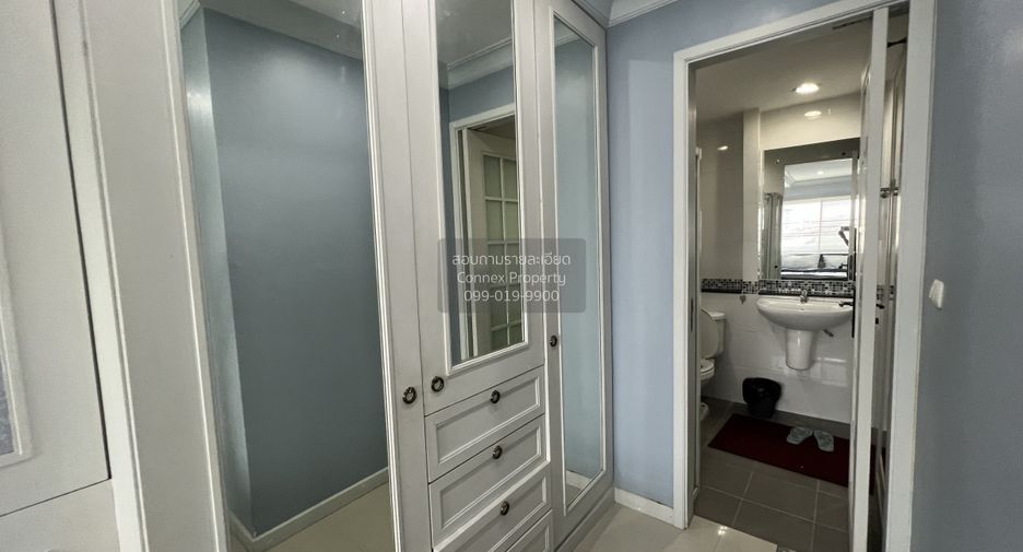 For rent 2 bedrooms condo in Mueang Samut Prakan, Samut Prakan