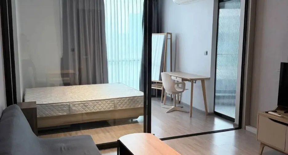 For rent 2 bedrooms condo in Watthana, Bangkok