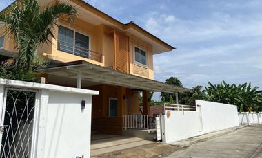 Casa en venta y en alquiler de 3 habitaciones en Saraphi, Chiang Mai