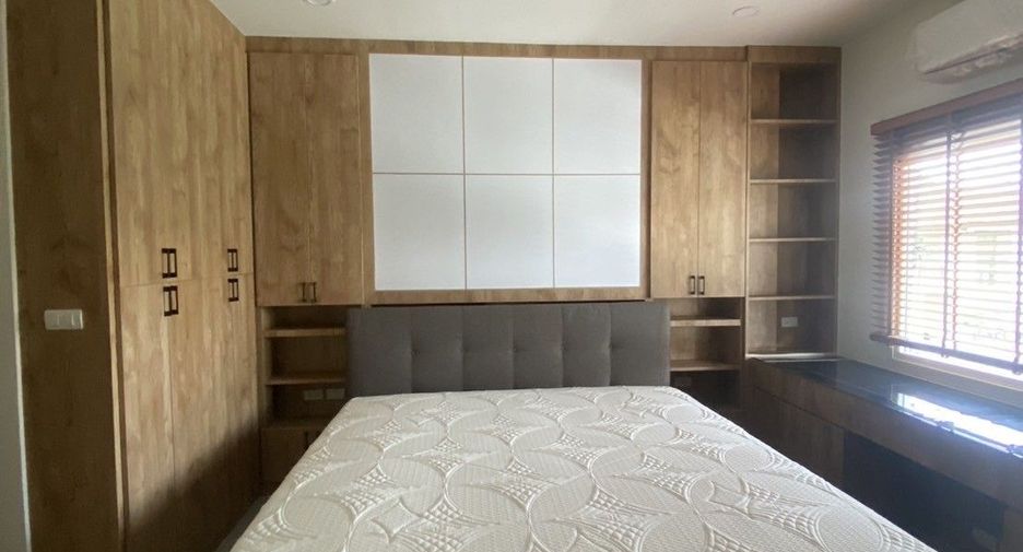 Casa en venta y en alquiler de 3 habitaciones en Saraphi, Chiang Mai