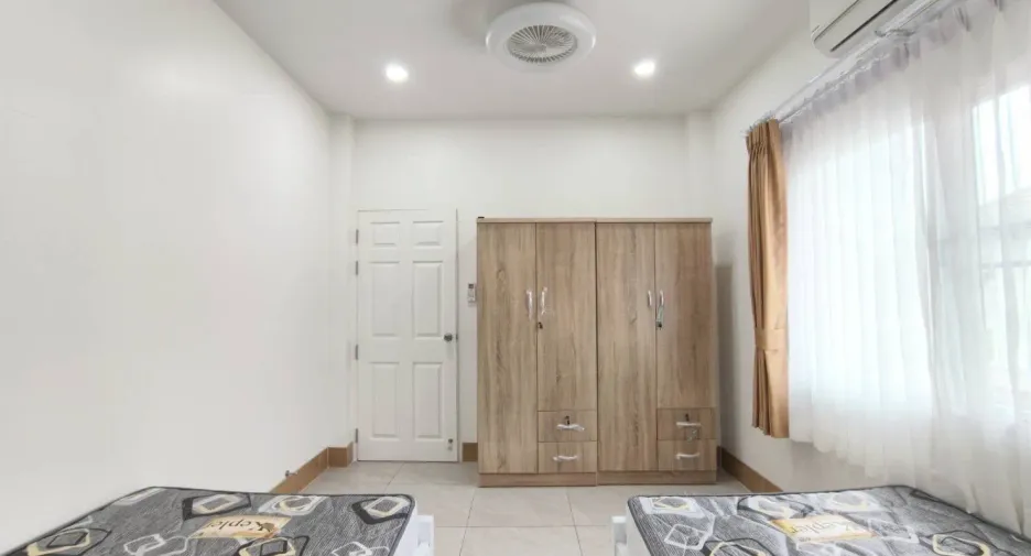 Casa en venta y en alquiler de 3 habitaciones en Saraphi, Chiang Mai