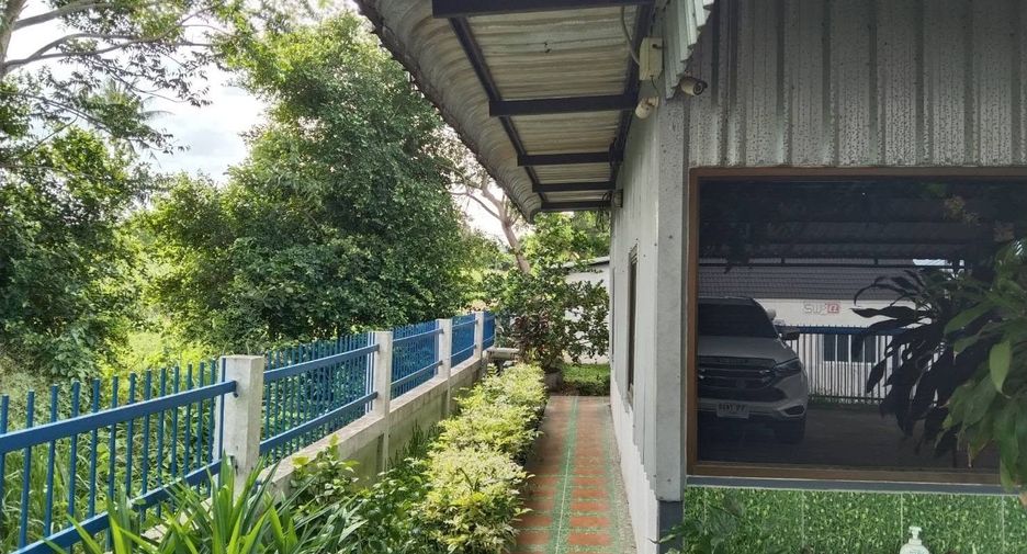 For sale 4 bedrooms office in Si Racha, Chonburi