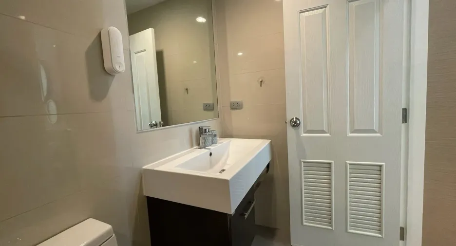 For rent 1 bed condo in Bang Na, Bangkok