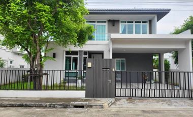 For rent 4 bedrooms house in Bang Phli, Samut Prakan