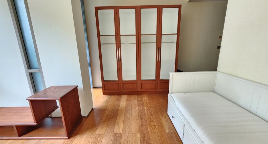 Wohnung zur Miete mit 2 Zimmer in Khlong Toei, Bangkok