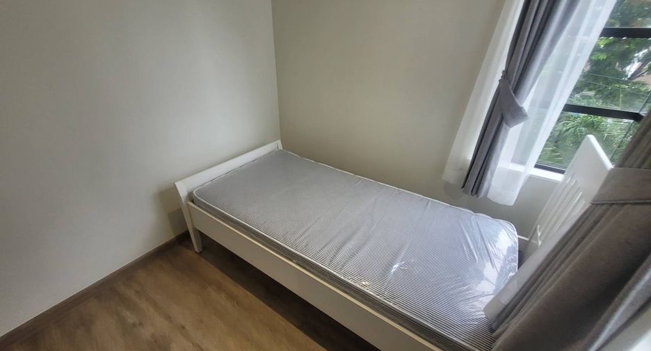 For rent 4 bedrooms condo in Sathon, Bangkok