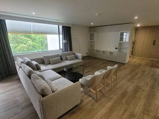 For rent 4 bedrooms condo in Sathon, Bangkok