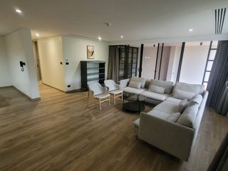 For rent 4 bedrooms condo in Sathon, Bangkok