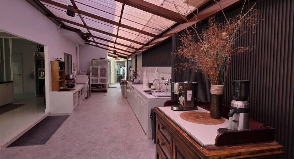 For rent 5 bedrooms villa in Hua Hin, Prachuap Khiri Khan