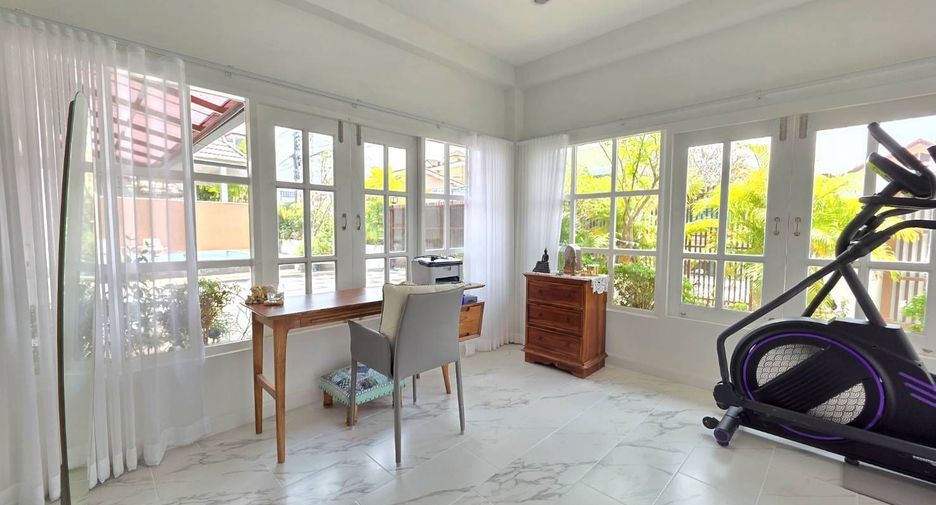 For rent 5 bedrooms villa in Hua Hin, Prachuap Khiri Khan