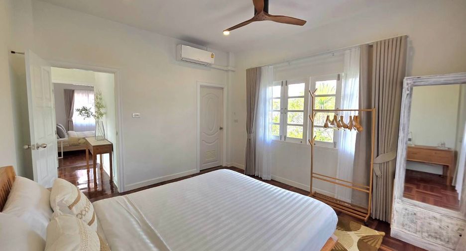 For rent 5 bedrooms villa in Hua Hin, Prachuap Khiri Khan