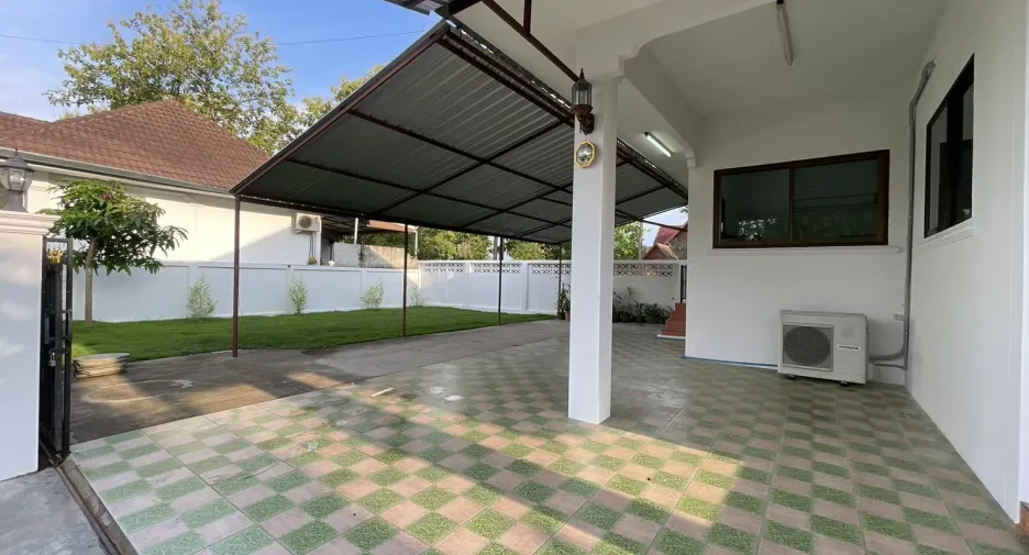 Casa en alquiler de 3 habitaciones en Saraphi, Chiang Mai