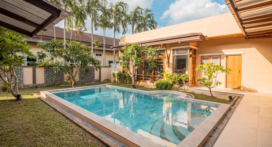 Villa en alquiler de 5 habitaciones en Mueang Phuket, Phuket