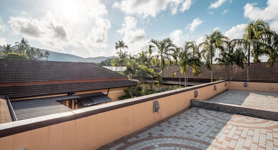 Villa en alquiler de 5 habitaciones en Mueang Phuket, Phuket