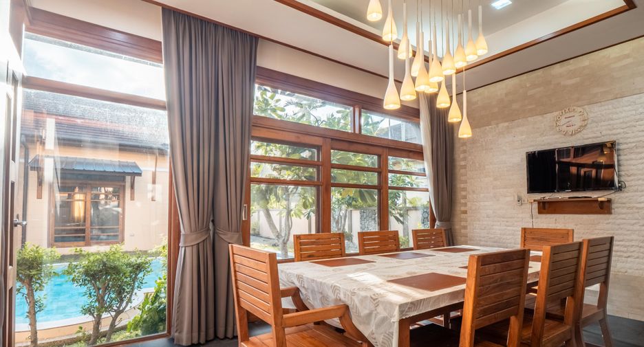 Villa en alquiler de 5 habitaciones en Mueang Phuket, Phuket