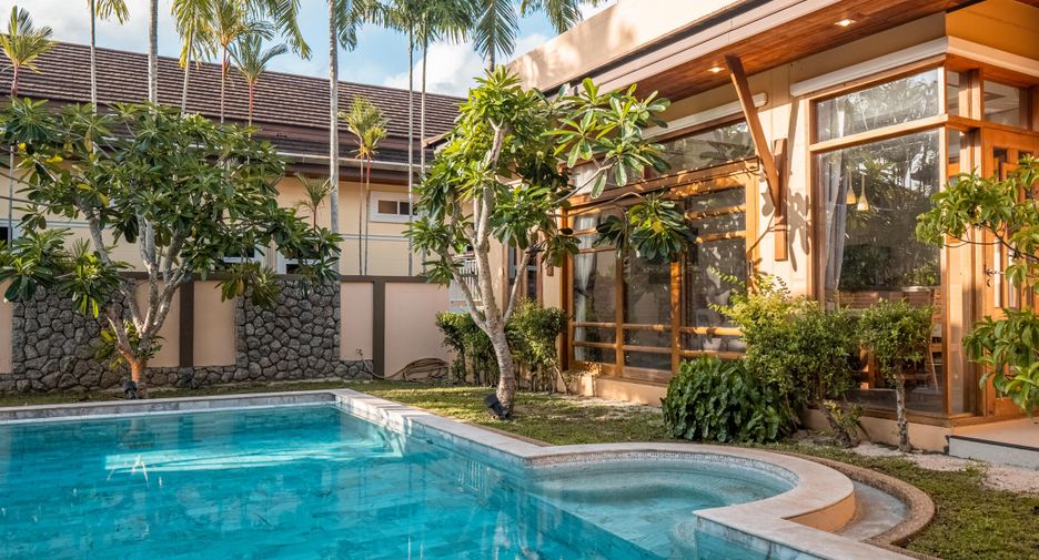 Villa en alquiler de 5 habitaciones en Mueang Phuket, Phuket