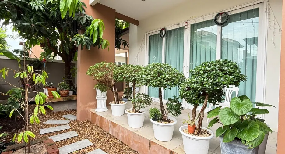 ให้เช่า 4 ห้องนอน บ้านเดี่ยว ใน บางเสร่, พัทยา