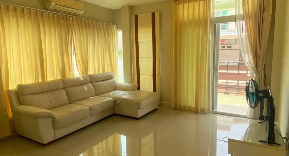 For sale 3 bedrooms house in Mueang Chiang Mai, Chiang Mai